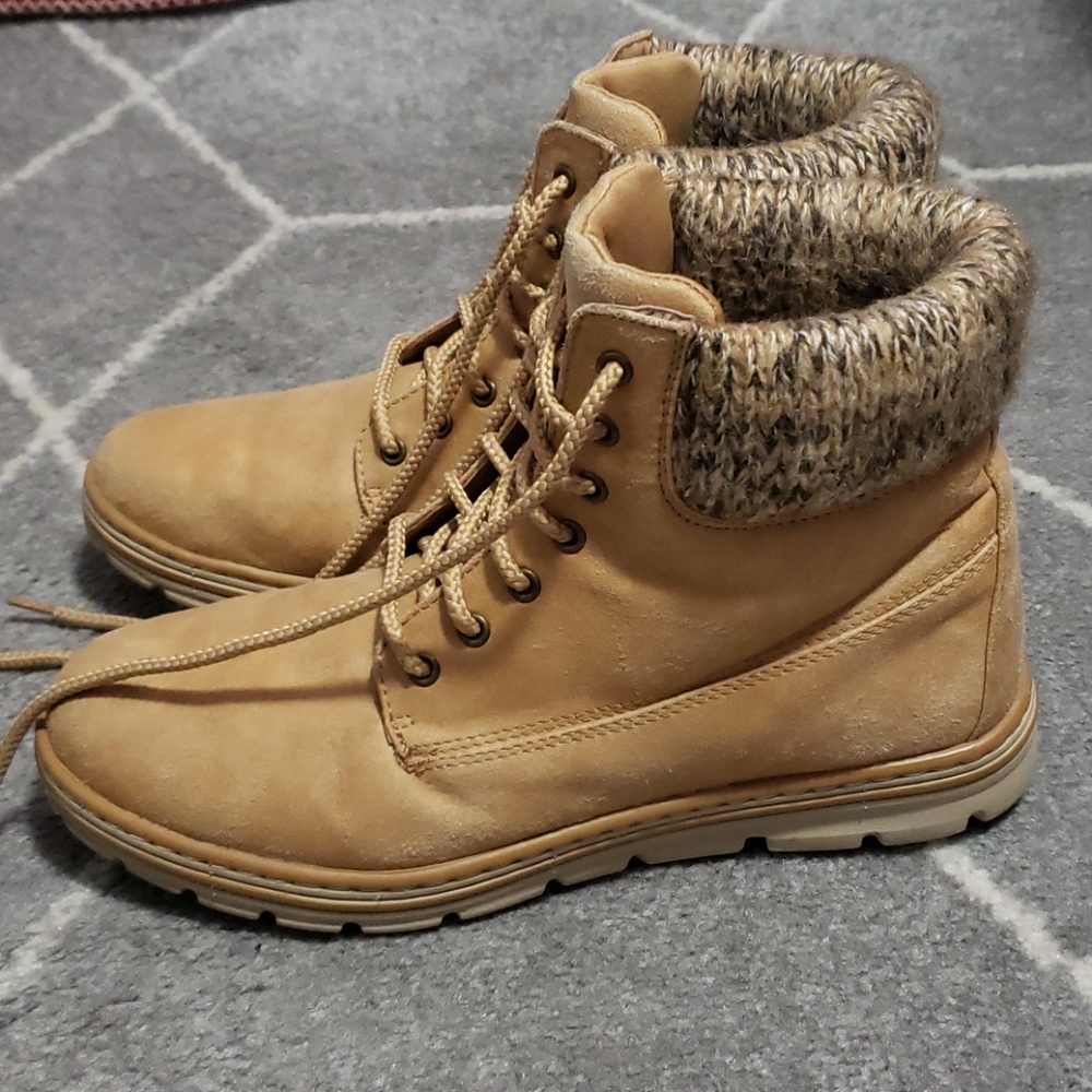 Womens boots
